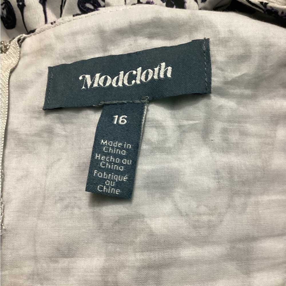 Modcloth Black and White Floral Dress - Picture 6 of 7